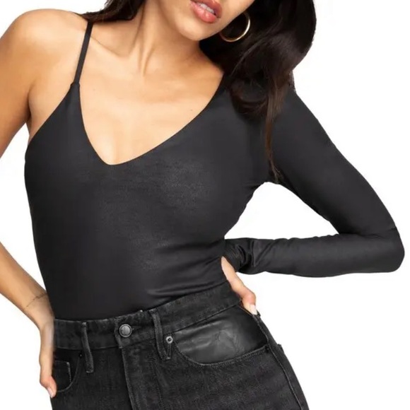 GOOD AMERICAN Asymmetrical Bodysuit - Picture 2 of 10